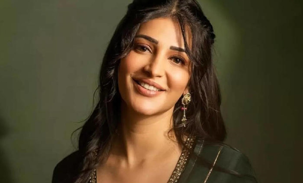 Shruti Haasan admitted nose fixed: உடலில் பல இடங்களில் வெட்டித் தைத்து காஸ்மட்டிக் சர்ஜரி செய்து உள்ளேன்: ஷ்ருதி ஹாசன்