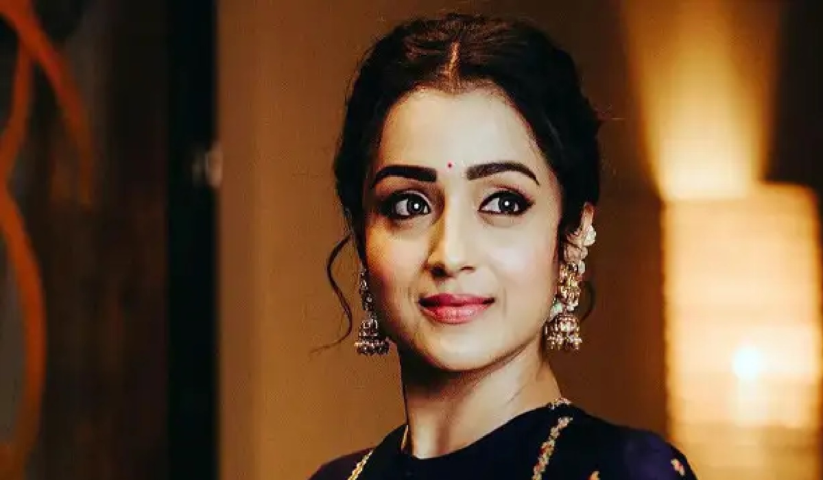 “அழகுக்கு மேக்கப் தேவை இல்லை” – த்ரிஷாவின் புதிய வீடியோ இதற்குச் சாட்சி!