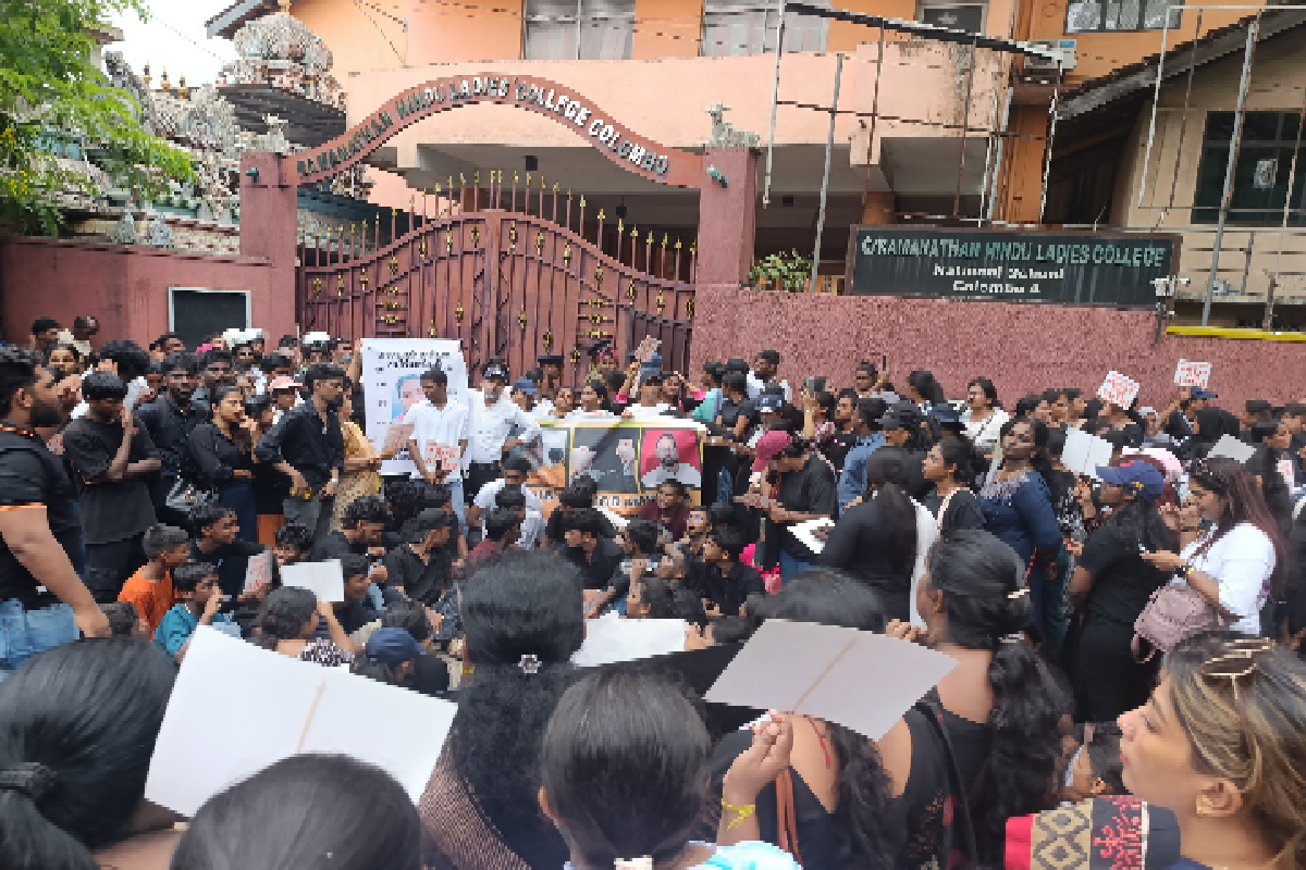பள்ளி மாணவி வழக்கில் இதுவரை சட்டப்படி புகார் இல்லை – அமைச்சர் விளக்கம்