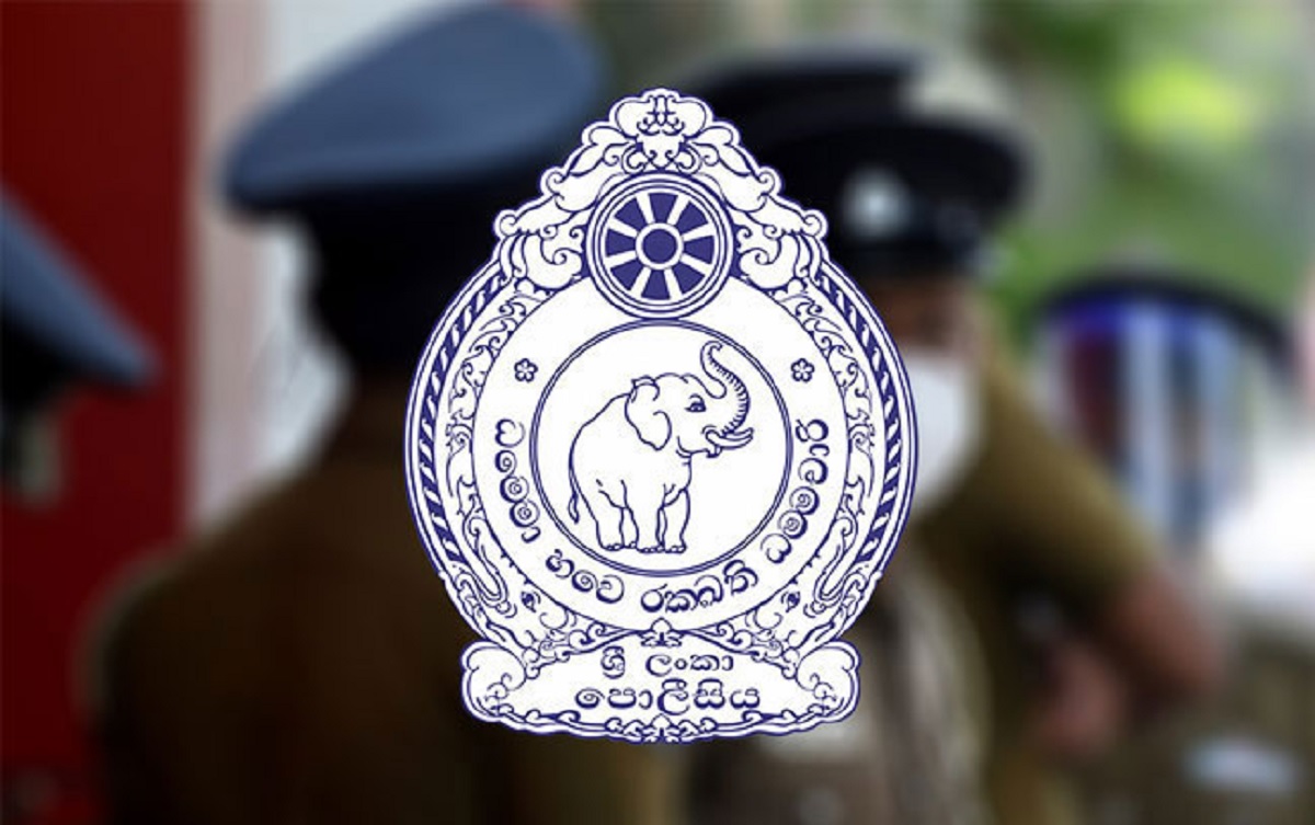 கதறவிட்டு அடித்த சிங்கள பொலிஸ்: ஷோஷல் மீடியாவில் வீடியோ பரவியதால் சிக்கல் !