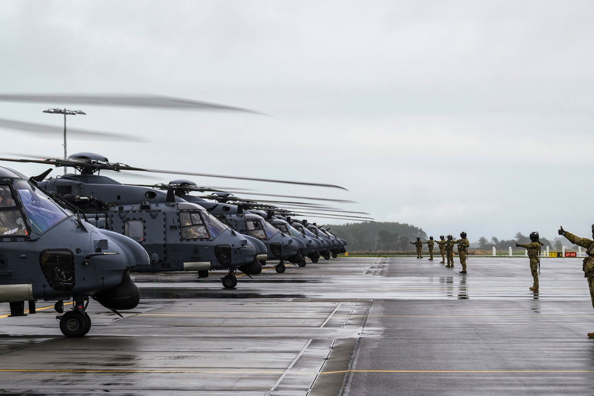 வான்படைக்கு புதிய சக்தி! நியூசிலாந்தின் NH90 ஹெலிகாப்டர் படைக்கு மாபெரும் மேம்படுத்தல் – ‘பயங்கரமான’ சூழ்நிலையிலும் துல்லியமான தரையிறக்கம்!